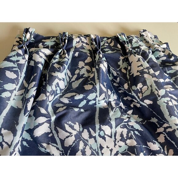 Vintage 70s pleated curtain, blue, white, soft pink floral, bedroom panel, for 1 - Picture 5 of 9